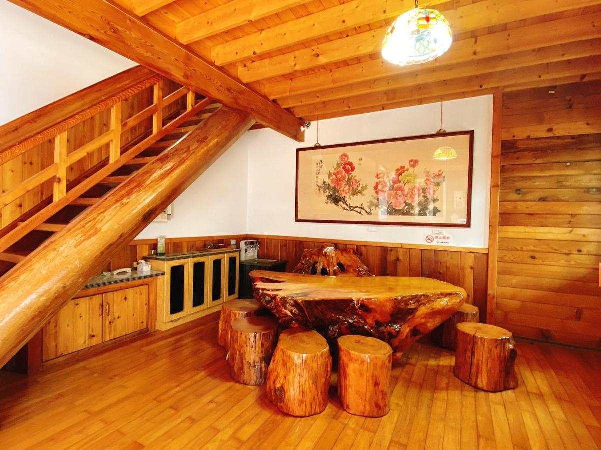 Ailiga Travel Villa Ren'ai Esterno foto
