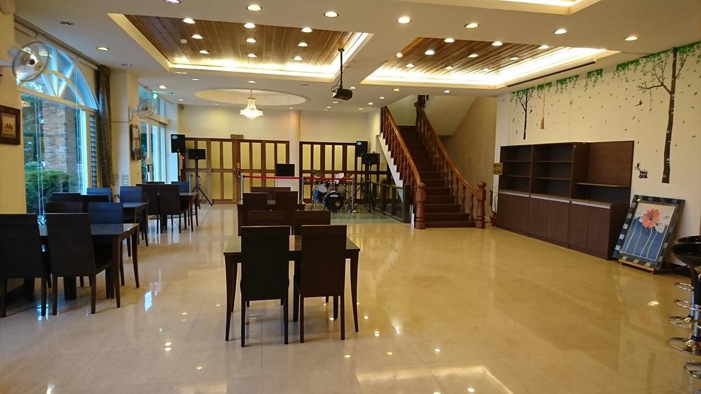 Ailiga Travel Villa Ren'ai Esterno foto